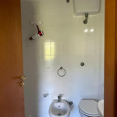 Li A 100 Mt Dal Mare Cilento Coast 4*