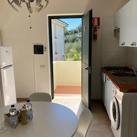 Li A 100 Mt Dal Mare Cilento Coast Bed & Breakfast Scario