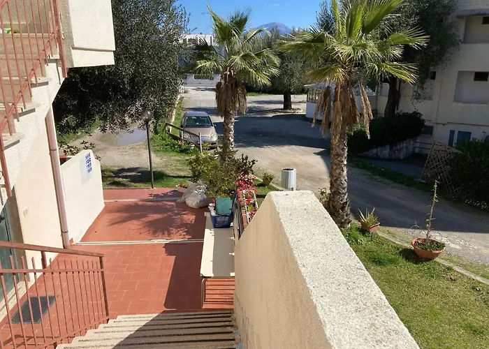 Li A 100 Mt Dal Mare Cilento Coast 住宿加早餐酒店 4*